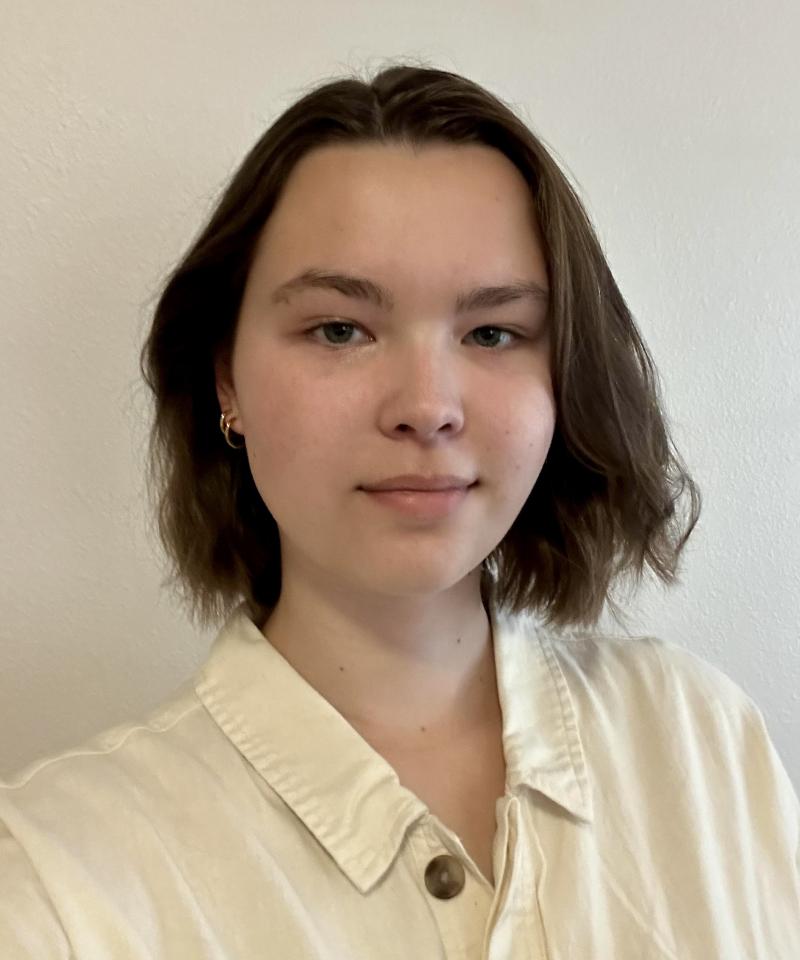 Maya  Wenzel